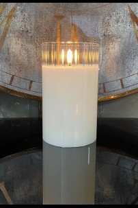  3.5x6" FACETED SIMPLY IVORY RADIANCE POURED CANDLE [478328]