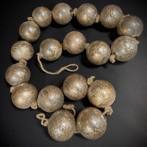 63" GLASS GARLAND-MOCHA FROST