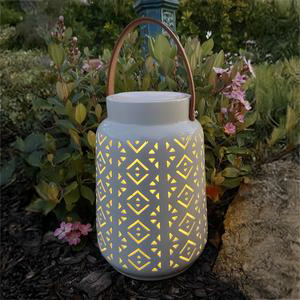 Lanterns & Chandeliers