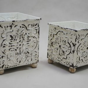 S/2 METAL PLANTERS 13.5X15",11.5X13"
