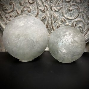 MOONGLOW, 7.5"x7.5"