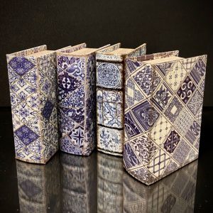 S/4 MINI BOOK BOXES 5.5x3.7x1.8"