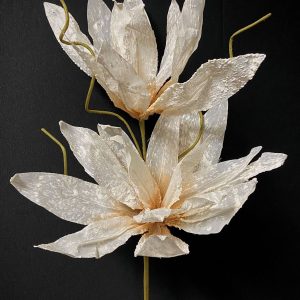 WHITE/LINEN FOAM FLOWER 38x12"