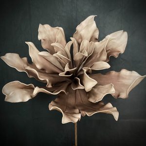 DESERT MAUVE FOAM FLOWER 33"LX17"D