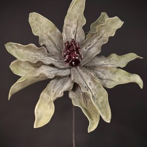 GREEN/BLUE FLOWER 28.75"