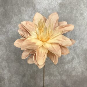 SOFT PINK BLOOM 31.5"